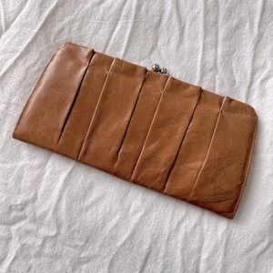 Hobo Clutch